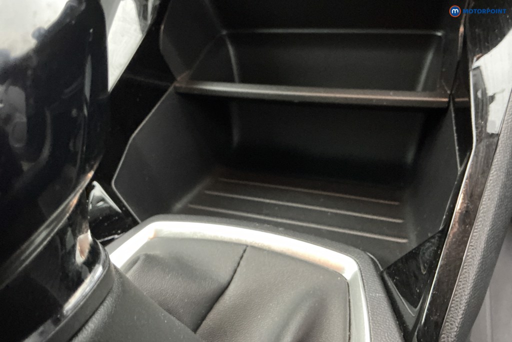 Peugeot 208 Active Premium -Plus Manual Petrol Hatchback - Stock Number (1649607) - 16th supplementary image