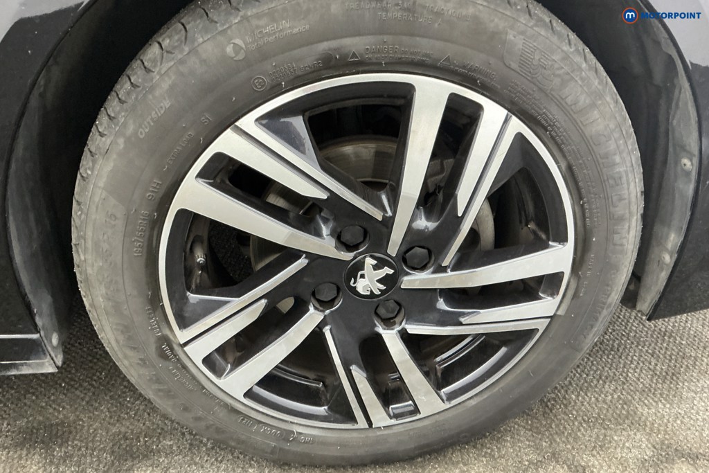 Peugeot 208 Active Premium -Plus Manual Petrol Hatchback - Stock Number (1649607) - 34th supplementary image