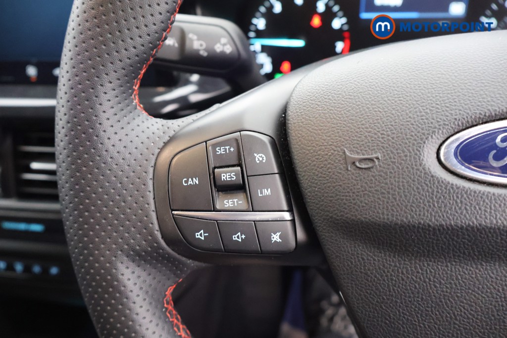 Ford Focus St-Line Manual Petrol Estate - Stock Number (1650576) - 2nd supplementary image