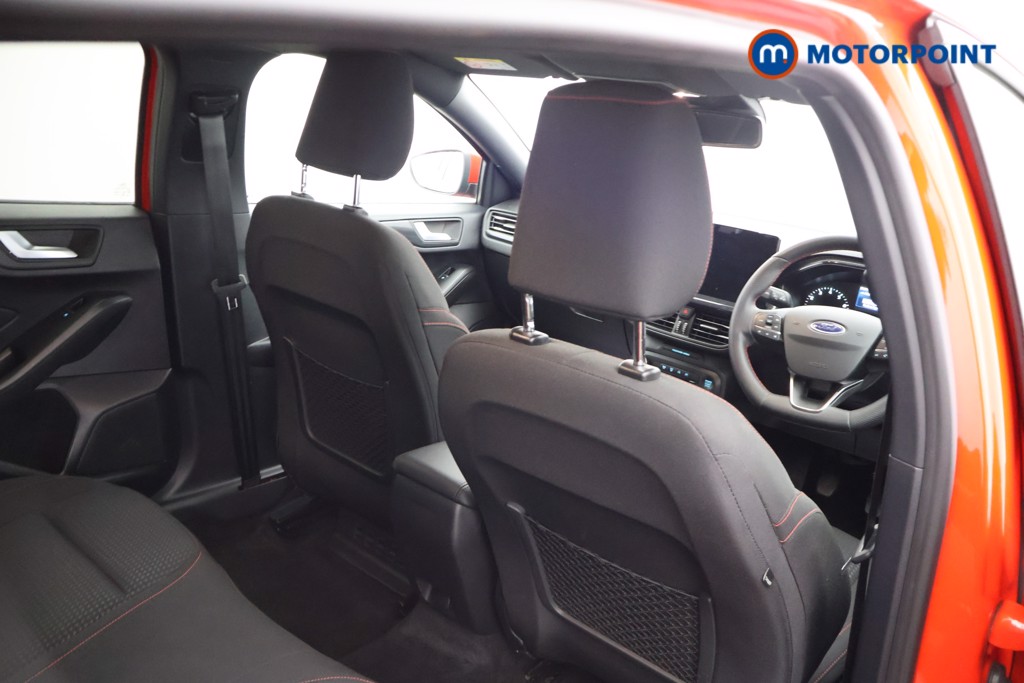 Ford Focus St-Line Manual Petrol Estate - Stock Number (1650576) - 15th supplementary image