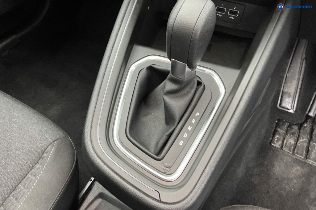 Renault Clio Evolution Automatic Petrol-Electric Hybrid Hatchback - Stock Number (1650975) - 15th supplementary image