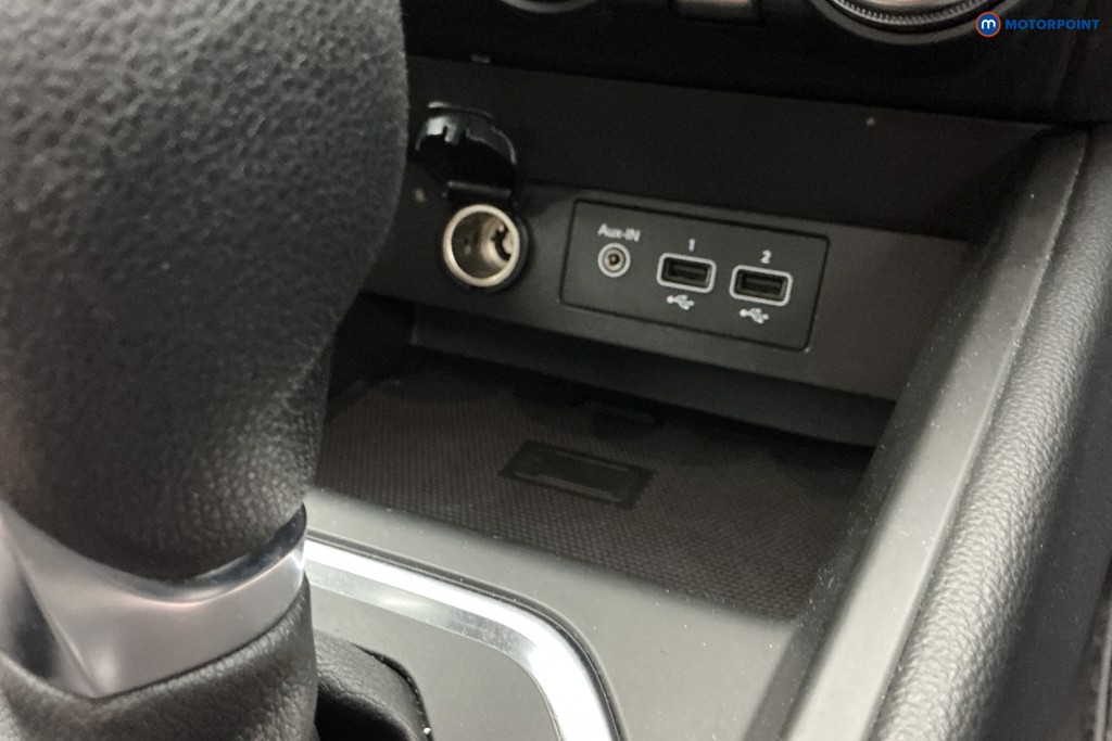 Renault Clio Evolution Automatic Petrol-Electric Hybrid Hatchback - Stock Number (1650975) - 16th supplementary image