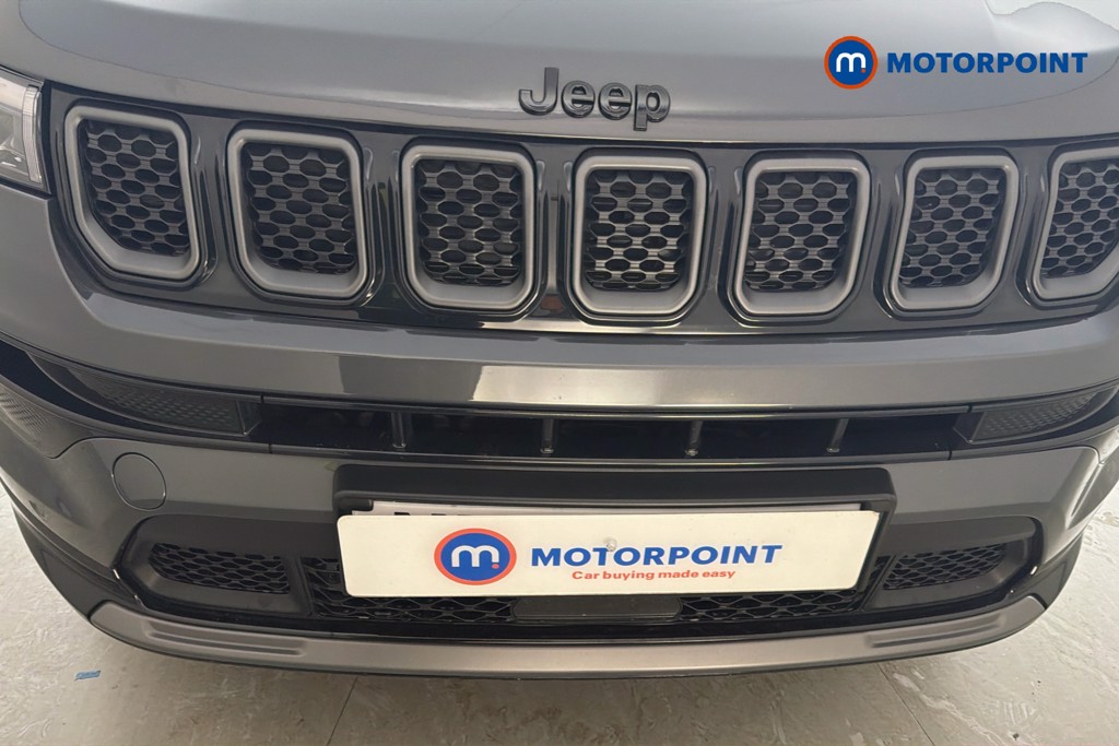 Jeep Compass Altitude Automatic Petrol SUV - Stock Number (1651000) - 45th supplementary image