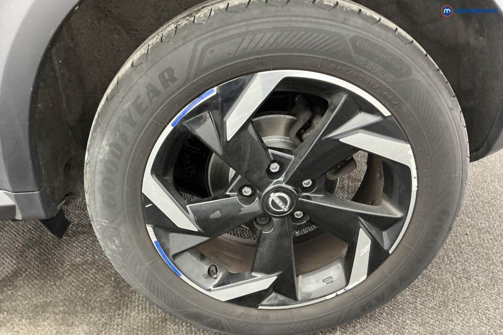 Nissan Juke N-Connecta Manual Petrol SUV - Stock Number (1651235) - 36th supplementary image