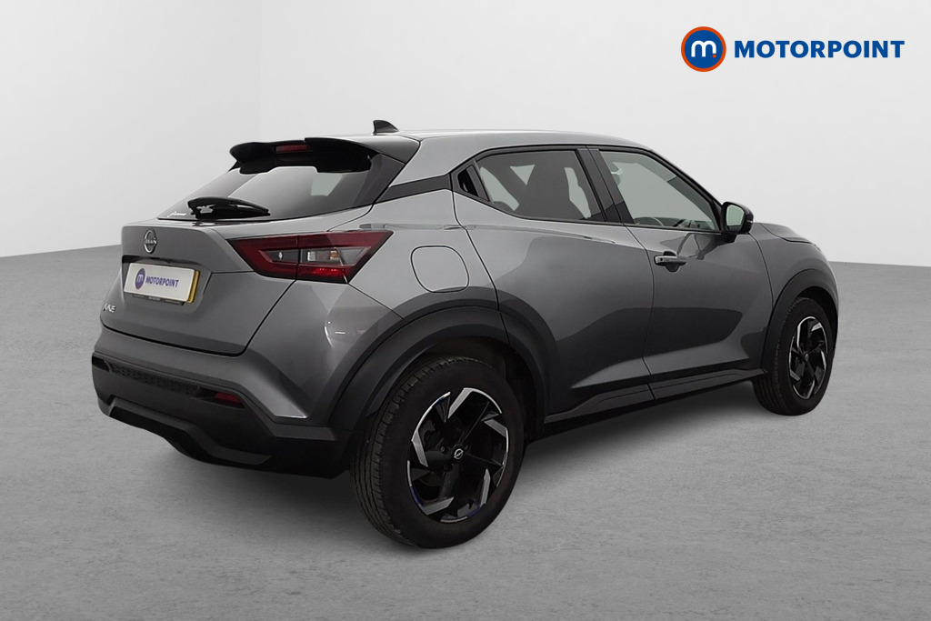 Nissan Juke N-Connecta Manual Petrol SUV - Stock Number (1651235) - Drivers side rear corner
