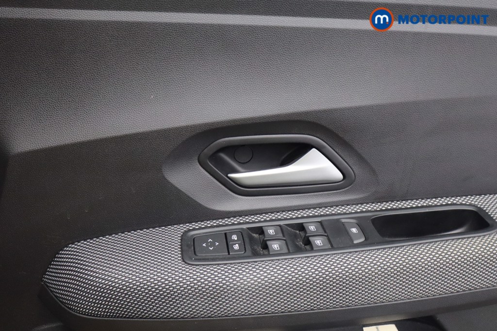 Dacia Sandero Stepway Expression Manual Petrol Hatchback - Stock Number (1651236) - 9th supplementary image