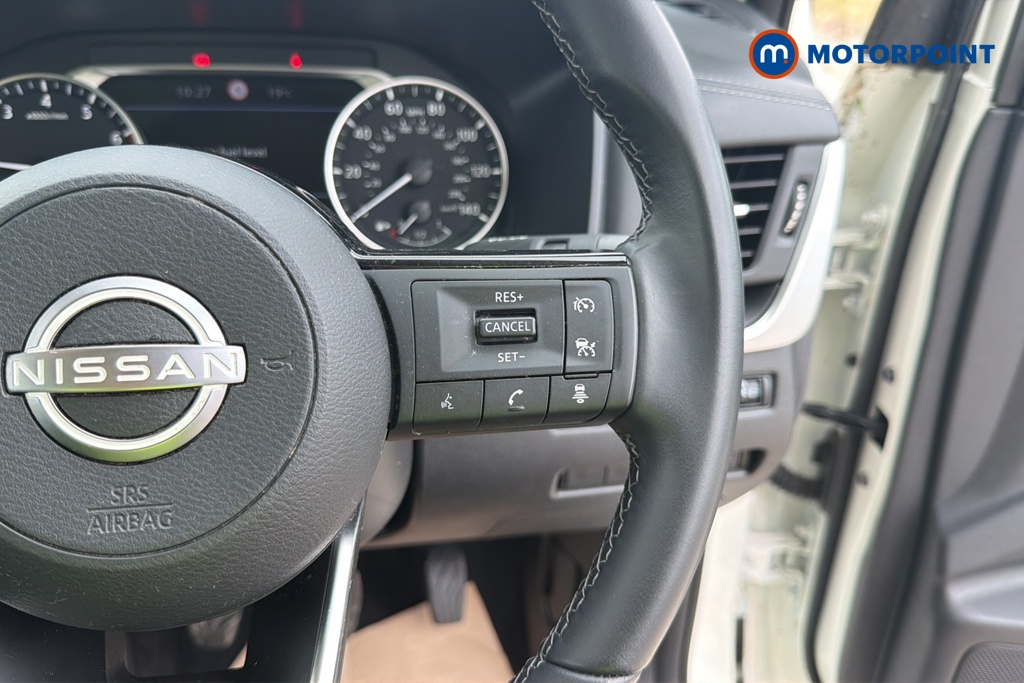 Nissan Qashqai Acenta Premium Manual Petrol SUV - Stock Number (1651456) - 3rd supplementary image