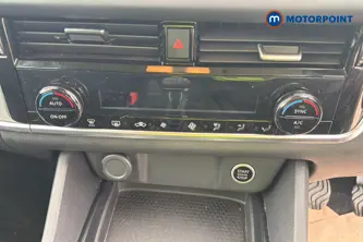 Nissan Qashqai Acenta Premium Manual Petrol SUV - Stock Number (1651456) - 12th supplementary image