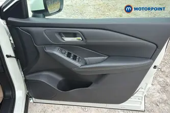 Nissan Qashqai Acenta Premium Manual Petrol SUV - Stock Number (1651456) - 18th supplementary image