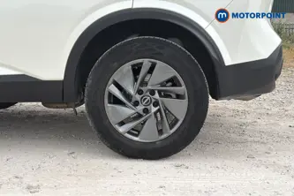 Nissan Qashqai Acenta Premium Manual Petrol SUV - Stock Number (1651456) - 45th supplementary image