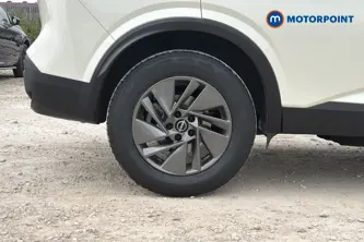 Nissan Qashqai Acenta Premium Manual Petrol SUV - Stock Number (1651456) - 46th supplementary image