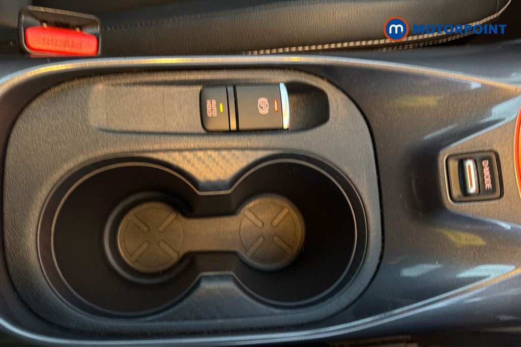 Nissan Juke Tekna Automatic Petrol SUV - Stock Number (1653300) - 16th supplementary image