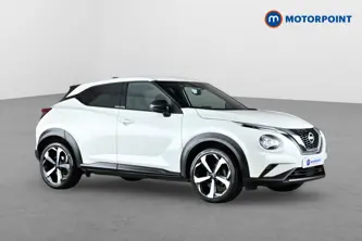 Nissan Juke Tekna Automatic Petrol SUV - Stock Number (1653300) - Drivers side front corner