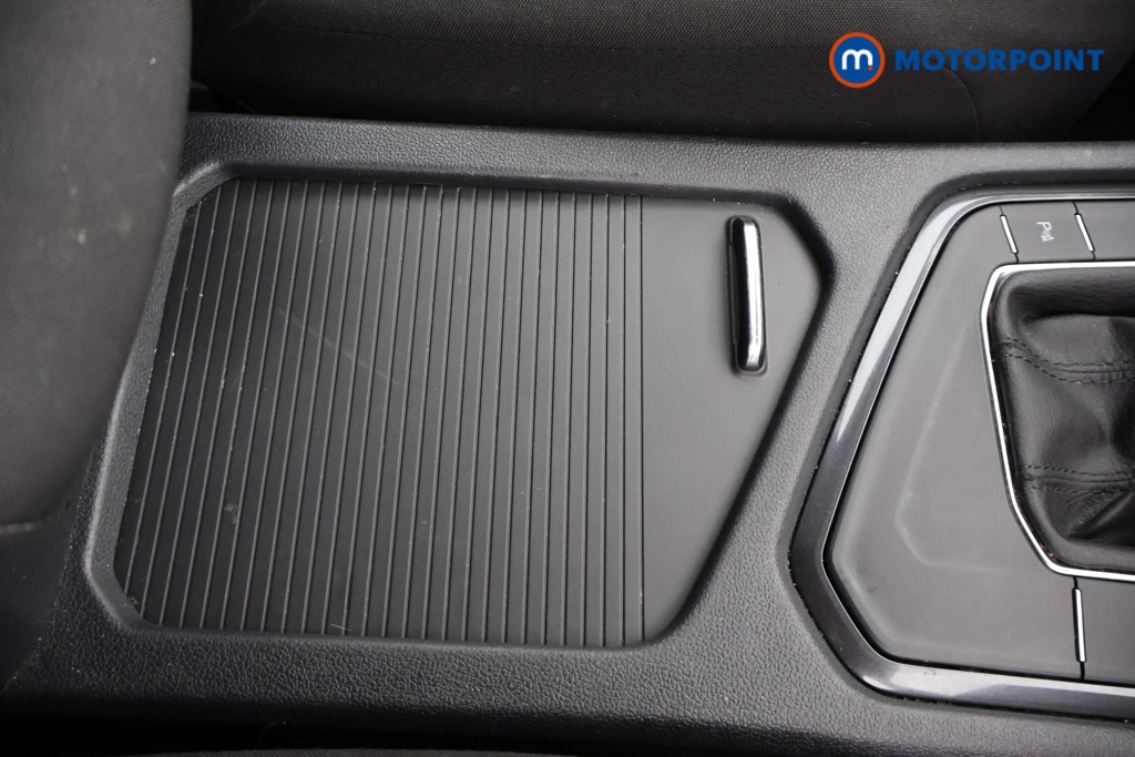 Volkswagen Tiguan Allspace Life Automatic Petrol SUV - Stock Number (1653305) - 7th supplementary image