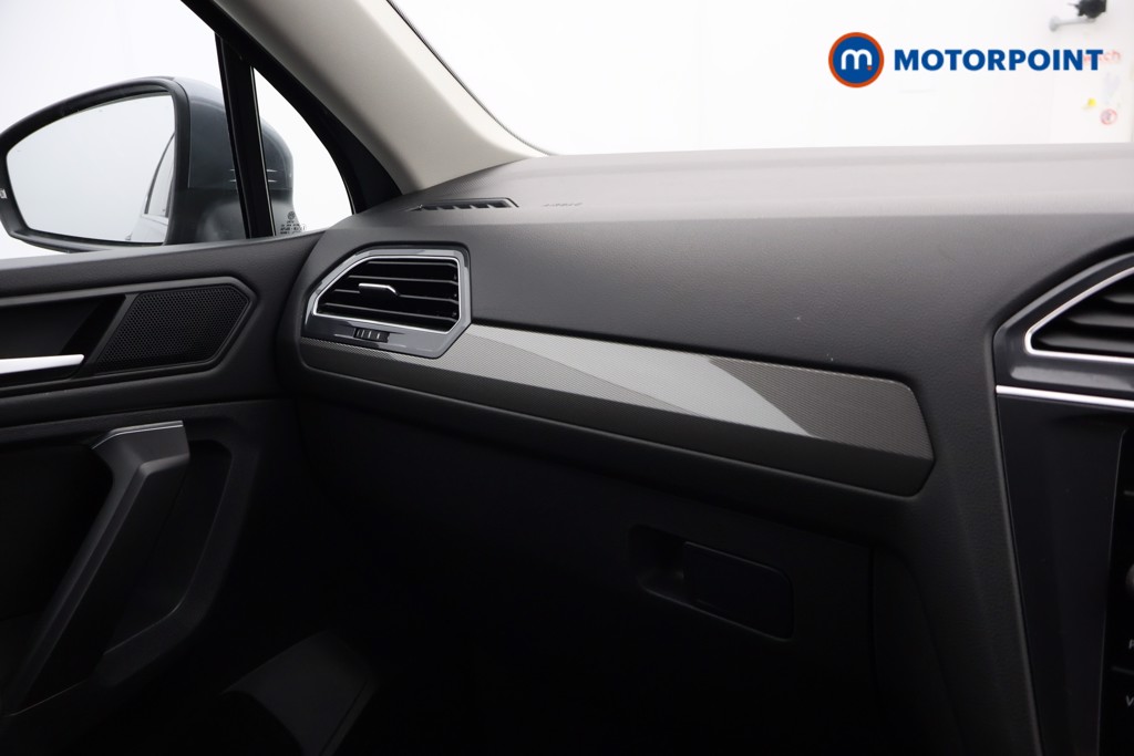 Volkswagen Tiguan Allspace Life Automatic Petrol SUV - Stock Number (1653305) - 8th supplementary image