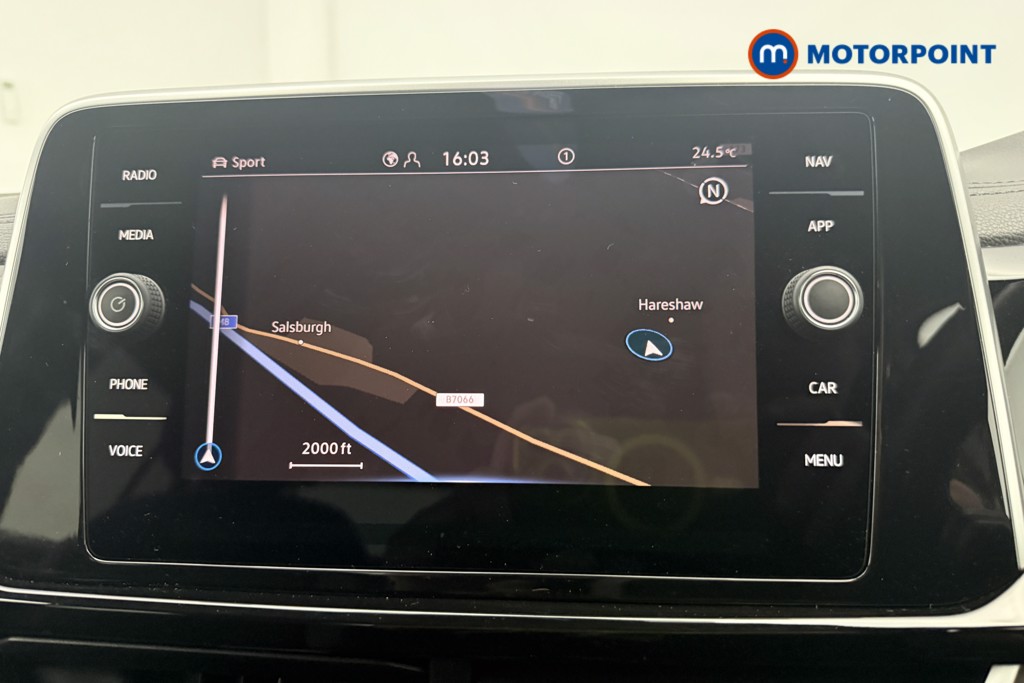 Volkswagen T-Roc R-Line Manual Petrol SUV - Stock Number (1654392) - 2nd supplementary image