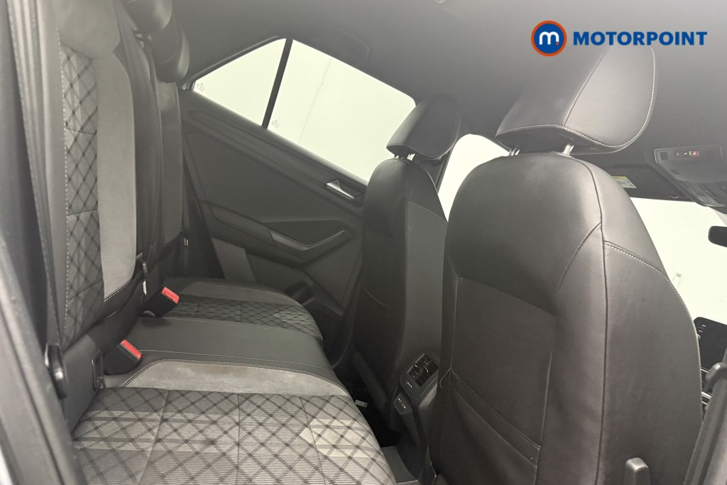 Volkswagen T-Roc R-Line Manual Petrol SUV - Stock Number (1654392) - 9th supplementary image
