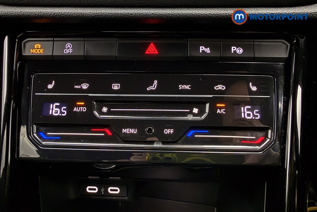 Volkswagen T-Roc R-Line Manual Petrol SUV - Stock Number (1654392) - 16th supplementary image