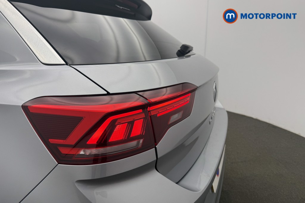 Volkswagen T-Roc R-Line Manual Petrol SUV - Stock Number (1654392) - 28th supplementary image