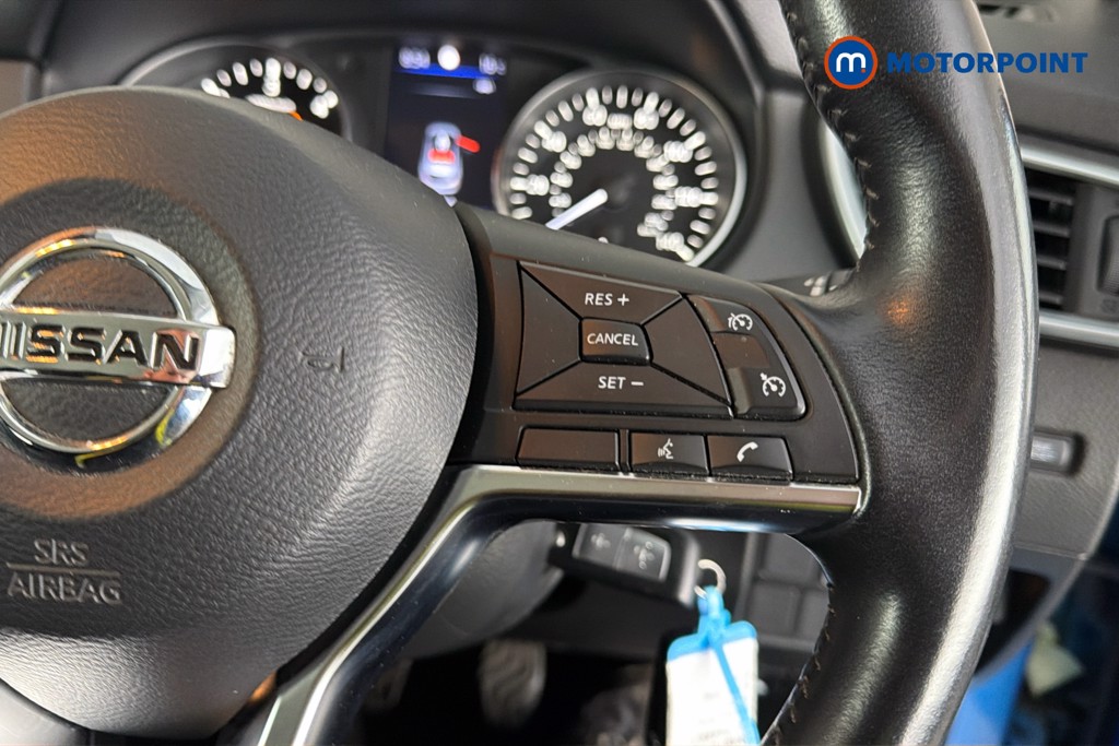 Nissan Qashqai Acenta Premium Manual Diesel SUV - Stock Number (1654916) - 4th supplementary image