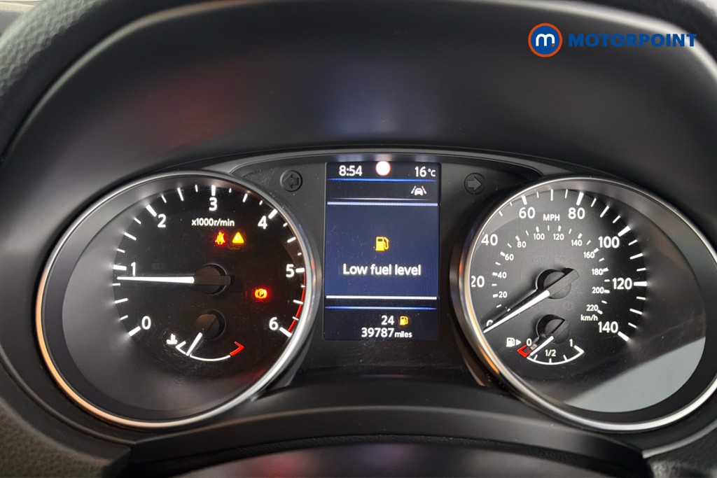 Nissan Qashqai Acenta Premium Manual Diesel SUV - Stock Number (1654916) - 8th supplementary image