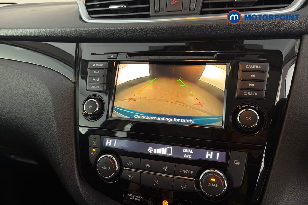 Nissan Qashqai Acenta Premium Manual Diesel SUV - Stock Number (1654916) - 13th supplementary image