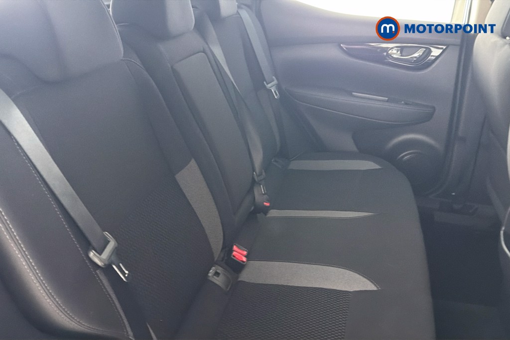 Nissan Qashqai Acenta Premium Manual Diesel SUV - Stock Number (1654916) - 28th supplementary image