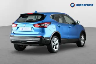 Nissan Qashqai Acenta Premium Manual Diesel SUV - Stock Number (1654916) - Drivers side rear corner