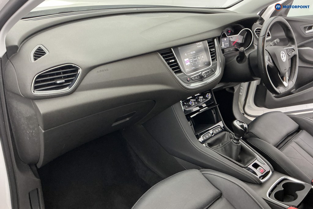 Vauxhall Grandland X Elite Nav Manual Petrol SUV - Stock Number (1655367) - 9th supplementary image