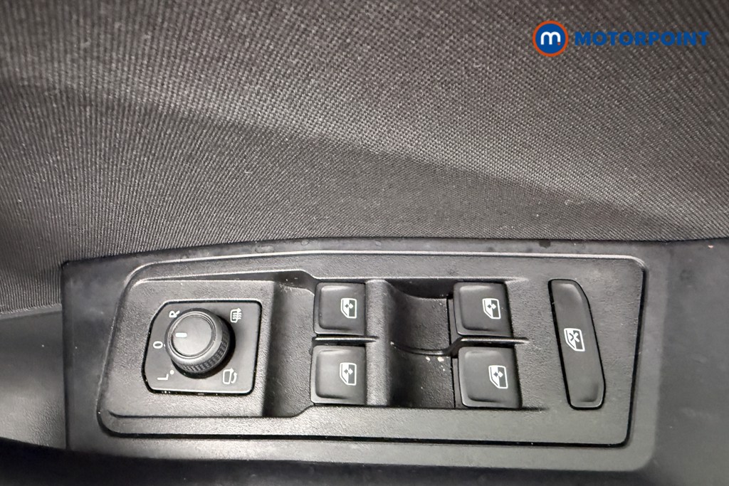 Volkswagen T-Roc Match Manual Petrol SUV - Stock Number (1655551) - 18th supplementary image