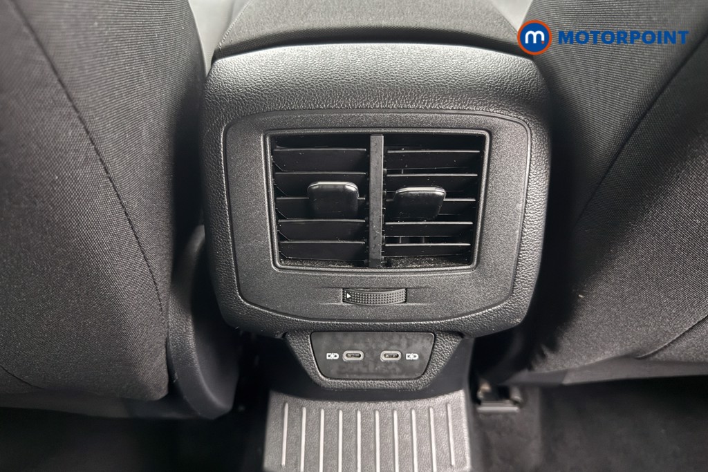 Volkswagen T-Roc Match Manual Petrol SUV - Stock Number (1655551) - 20th supplementary image