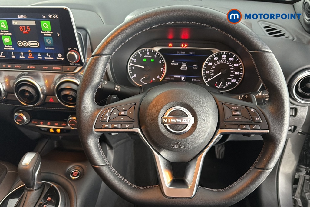 Nissan Juke N-Connecta Automatic Petrol SUV - Stock Number (1655885) - 2nd supplementary image
