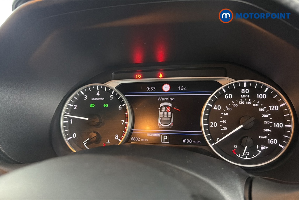 Nissan Juke N-Connecta Automatic Petrol SUV - Stock Number (1655885) - 7th supplementary image