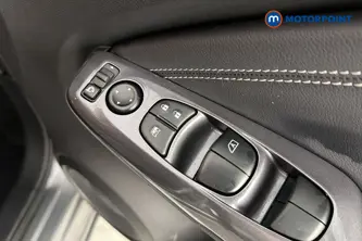 Nissan Juke N-Connecta Automatic Petrol SUV - Stock Number (1655885) - 19th supplementary image