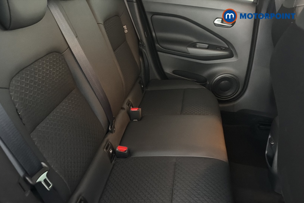 Nissan Juke N-Connecta Automatic Petrol SUV - Stock Number (1655885) - 25th supplementary image