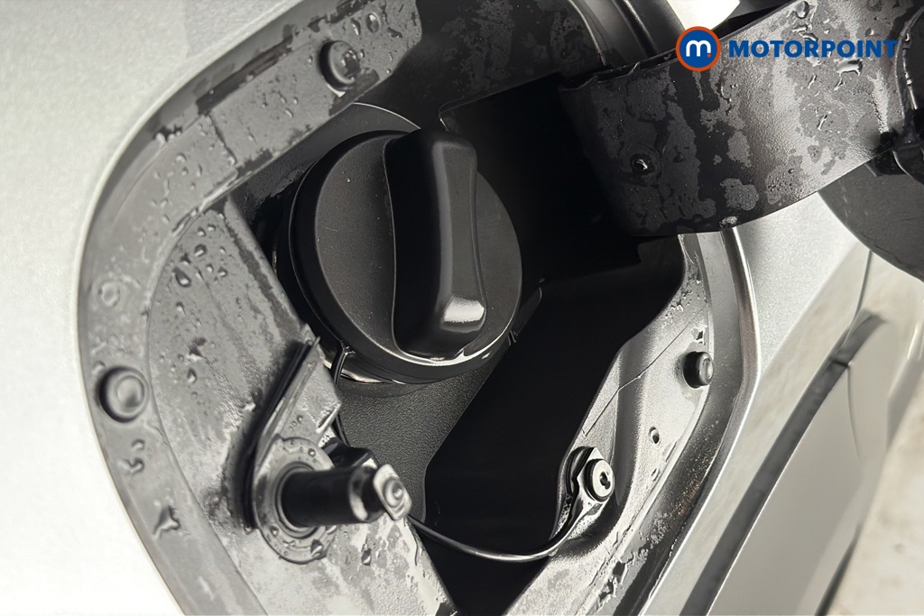 Nissan Juke N-Connecta Automatic Petrol SUV - Stock Number (1655885) - 41st supplementary image
