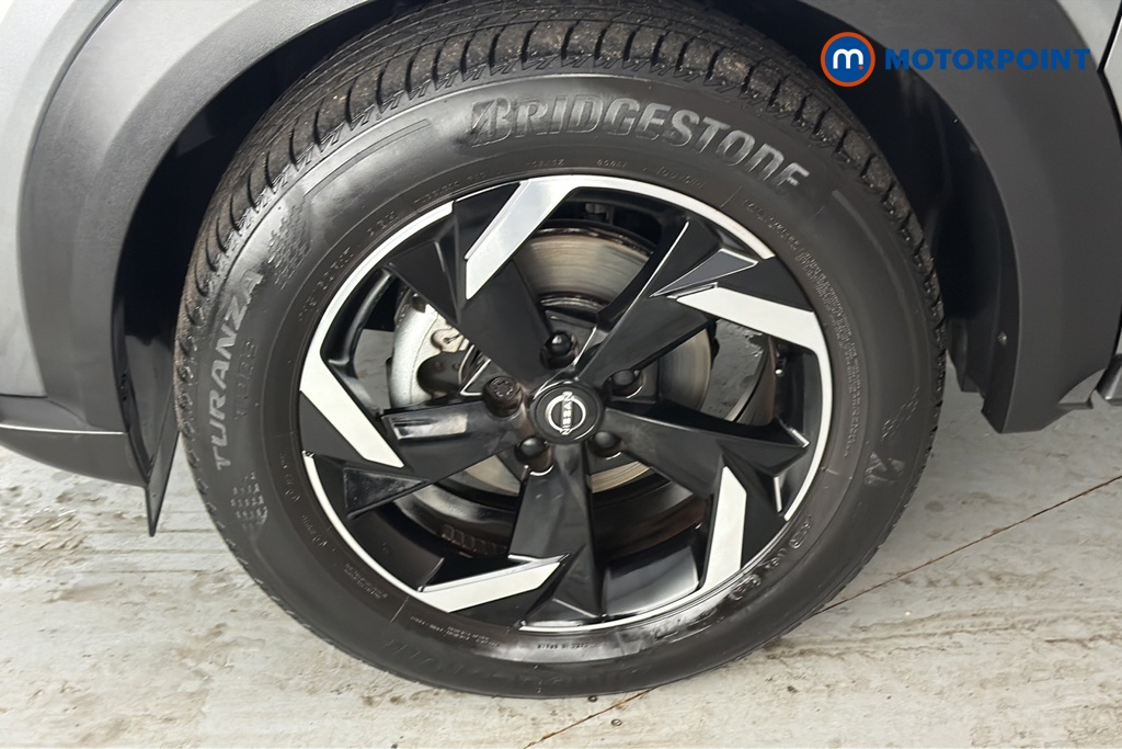 Nissan Juke N-Connecta Automatic Petrol SUV - Stock Number (1655885) - 44th supplementary image