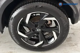Nissan Juke N-Connecta Automatic Petrol SUV - Stock Number (1655885) - 45th supplementary image