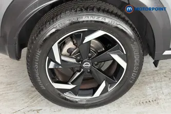 Nissan Juke N-Connecta Automatic Petrol SUV - Stock Number (1655885) - 46th supplementary image