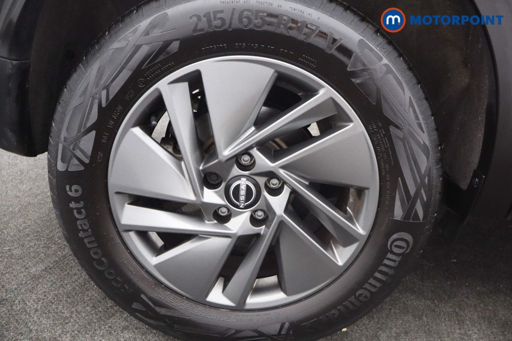 Nissan Qashqai Acenta Premium Manual Petrol SUV - Stock Number (1655923) - 14th supplementary image