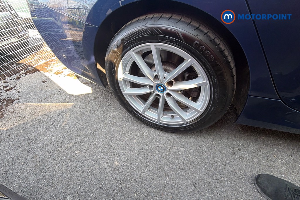 BMW 3 Series Se Pro Automatic Petrol Plug-In Hybrid Estate - Stock Number (1656117) - 35th supplementary image