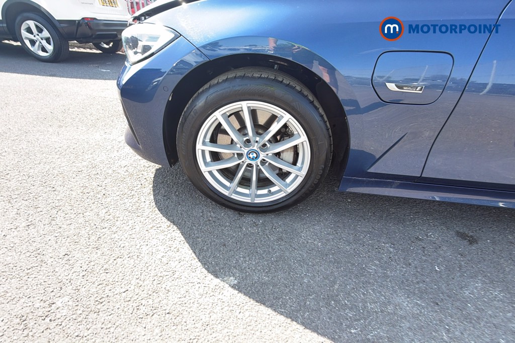 BMW 3 Series Se Pro Automatic Petrol Plug-In Hybrid Estate - Stock Number (1656117) - 41st supplementary image