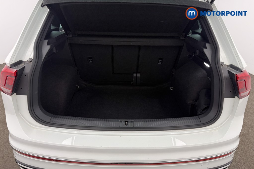 Volkswagen Tiguan R-Line Automatic Petrol SUV - Stock Number (1656178) - 5th supplementary image
