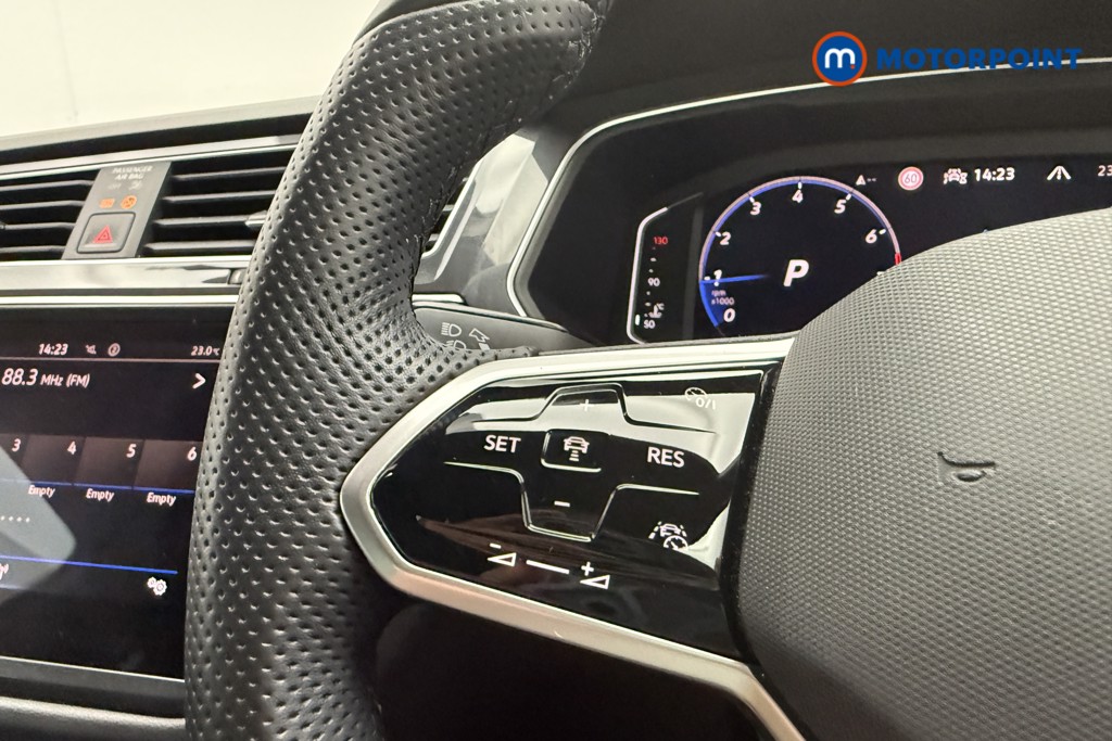 Volkswagen Tiguan R-Line Automatic Petrol SUV - Stock Number (1656178) - 7th supplementary image