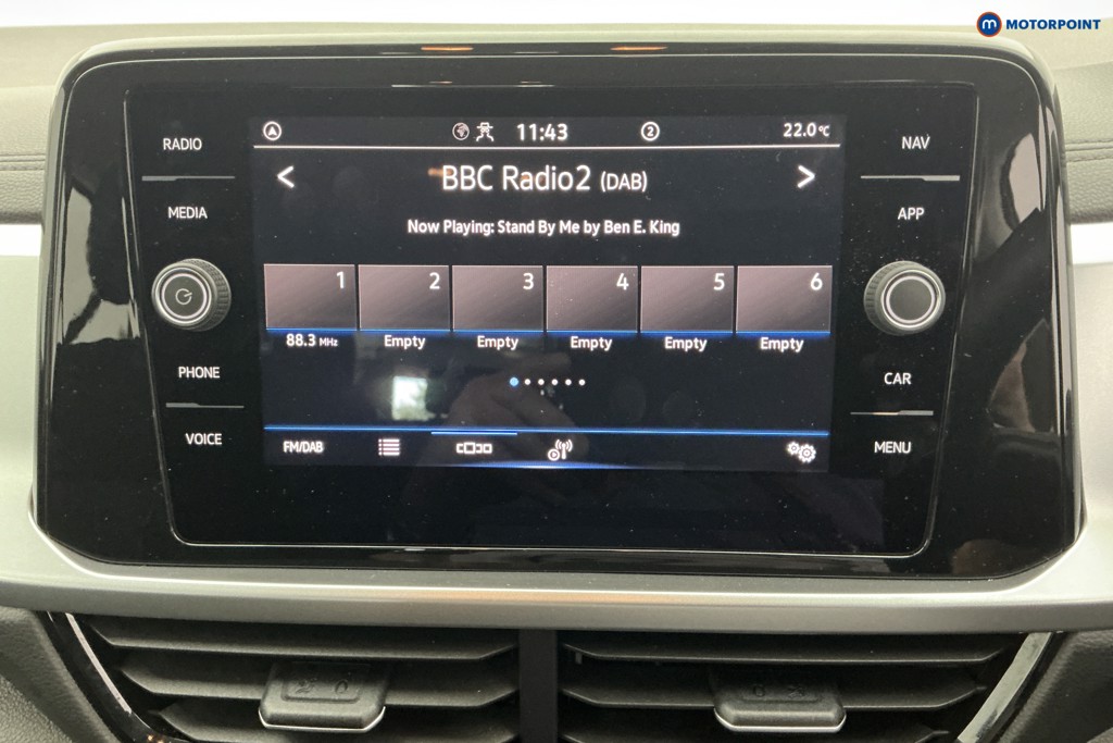 Volkswagen T-Roc Life Manual Petrol SUV - Stock Number (1656247) - 2nd supplementary image