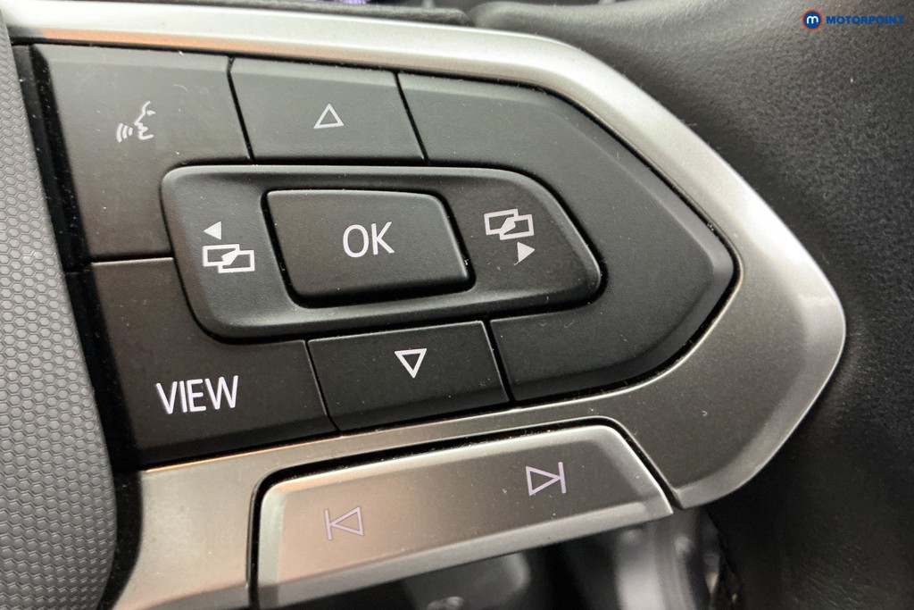 Volkswagen T-Roc Life Manual Petrol SUV - Stock Number (1656247) - 21st supplementary image