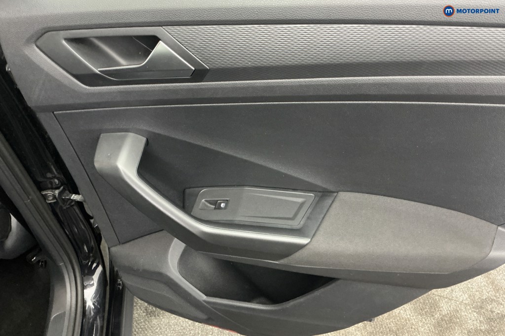 Volkswagen T-Roc Life Manual Petrol SUV - Stock Number (1656247) - 25th supplementary image