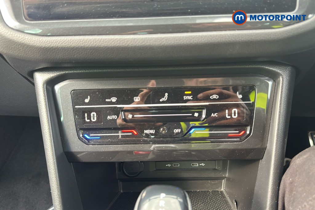 Volkswagen Tiguan R Automatic Petrol SUV - Stock Number (1657343) - 12th supplementary image