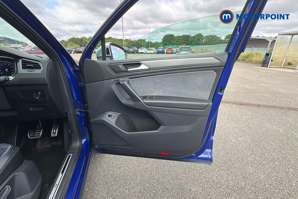 Volkswagen Tiguan R Automatic Petrol SUV - Stock Number (1657343) - 19th supplementary image