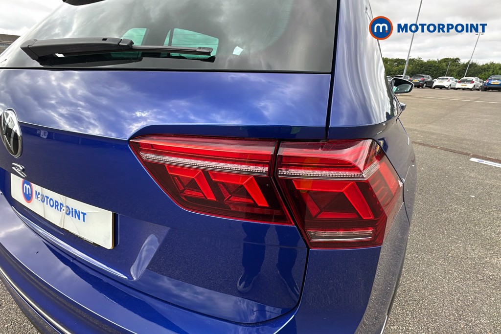 Volkswagen Tiguan R Automatic Petrol SUV - Stock Number (1657343) - 38th supplementary image